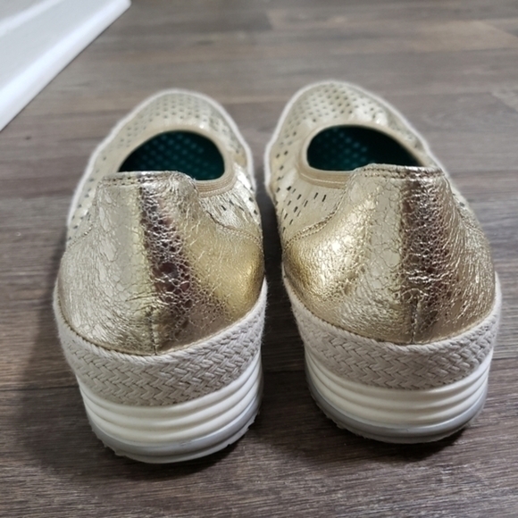 VANELI Womens Quartz Gold Espadrille - Picture 8 of 13